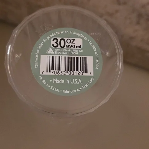 6 - 30 OZ Plastic Tumblers NWT - Picture 2 of 2